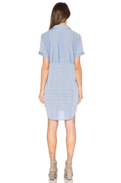 Shop Frame Le Short Sleeve Shirt Dress In Robbins Egg Blue