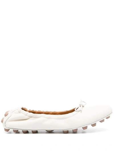 Shop Tod's Bubble Leather Ballt Flats In White