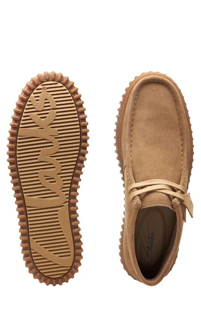 Clarks Torhill Hi In Dark Sand Suede