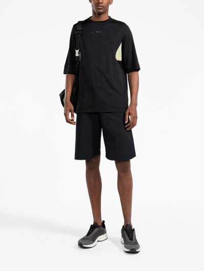 There Was One Knee-length Cycling Shorts In Black
