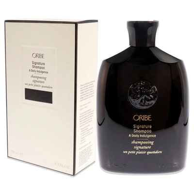 Shop Oribe Signature Shampoo By  For Unisex - 8.5 oz Shampoo In Black