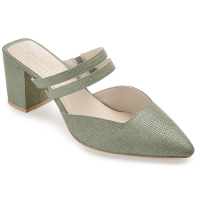 Journee Signature Signature Women's Genuine Leather Tru Comfort Foam Kaitlynn Pump In Green