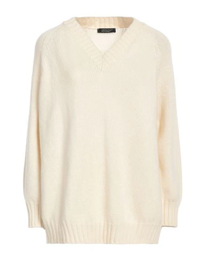 Shop Aragona Woman Sweater Cream Size 8 Cashmere In White