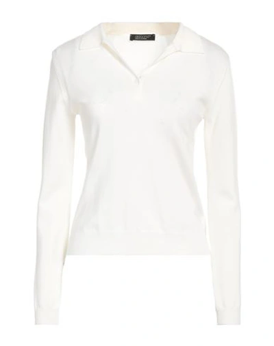 Shop Aragona Woman Sweater Ivory Size 10 Wool In White