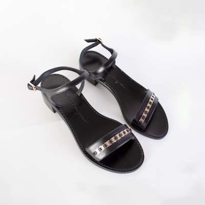 Shop Ferragamo Leather Tremiti Women's Sandals In Black