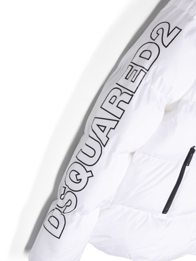 LOGO对比边饰填充夹克