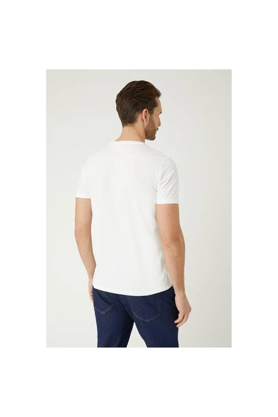 Shop Burton Mens Crew Neck T-shirt Pack Of 3 -white