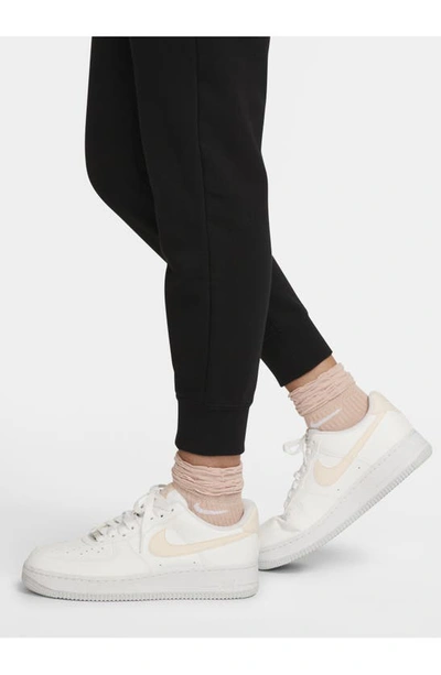 Nike Sportswear Club Fleece Joggers In Black