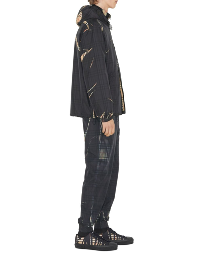 Burberry Jacke Mit Verschnittenem Karo In Black | ModeSens