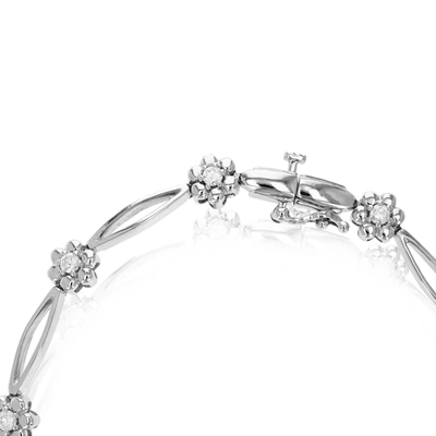 Vir Jewels 1/2 Cttw Si2-i1 Diamond Bracelet 10k White Gold Flower Shape Clover 6.5 Inch In Silver