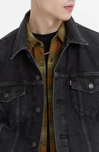 Shop Levi's Relaxed Fit Denim Trucker Jacket In Superior