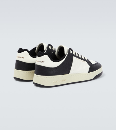 Shop Saint Laurent Sl/61 Leather Low-top Sneakers In White