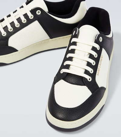 Shop Saint Laurent Sl/61 Leather Low-top Sneakers In White