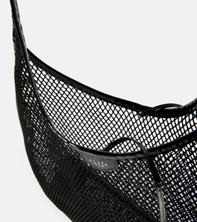 Alaïa Extra Large One Piece Mesh Shoulder Bag In Black