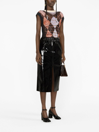 Shop Maison Margiela Four-stitch Patent Midi Skirt In Schwarz