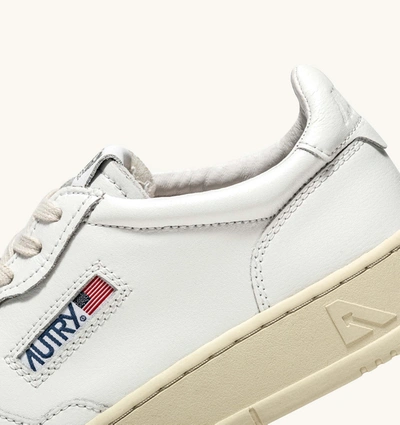 Shop Autry Women Medalist Low 01 Leather Sneakers In White White