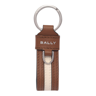 Shop Bally Logo Detailed Keychain In Brown