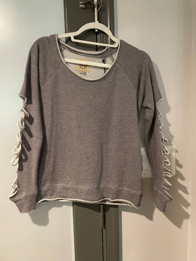 Chaser Cashmere Fleece Vented Long Sleeve Raglan Pullover In Heather Grey In Grey