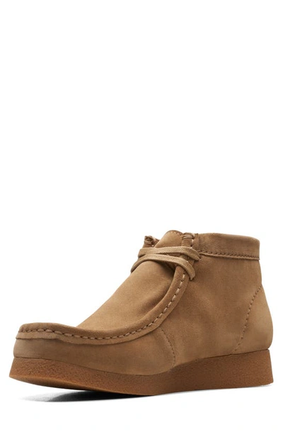 Clarks Wallabee Evo Boot In Beige Suede In Dark Sand Suede