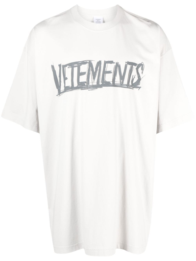 Shop Vetements Worldtour Logo T-shirt