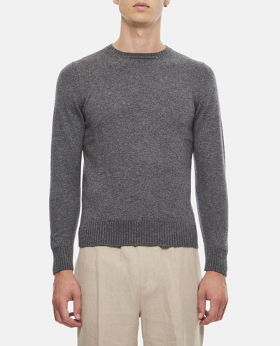Shop Drumohr Crewneck Cashmere Sweater In Grey