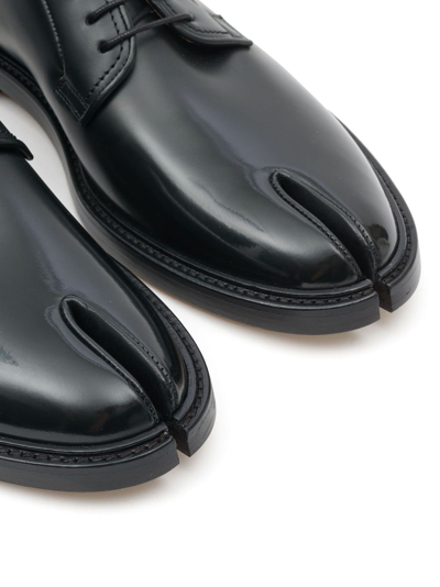 Maison Margiela Tabi-toe Leather Lace-up Shoes In Black