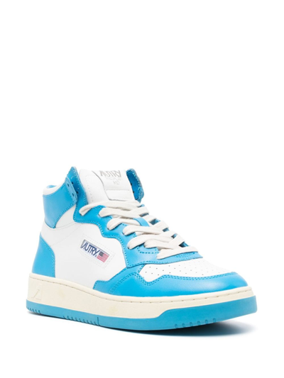 Autry Medalist Bicolor High Sneakers In White