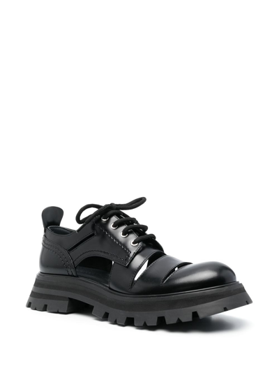 Shop Alexander Mcqueen Cut-out Leather Oxford Shoes In Schwarz