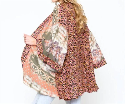 Aratta Abstract Animal Kimono In Warm Multi