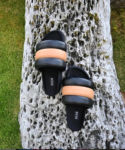 Roam The Puffy Slide Sandal In Beige/black In Multi