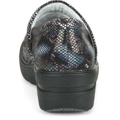 Nurse Mates Align Indya In Indigo Snake (animal Print) In Multi