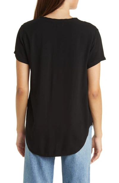 Bella Dahl Raglan V-neck T-shirt In Vintage Black