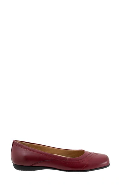 Trotters Sasha Square Toe Flat In Sangria