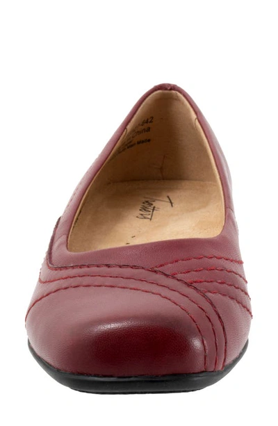 Trotters Sasha Square Toe Flat In Sangria