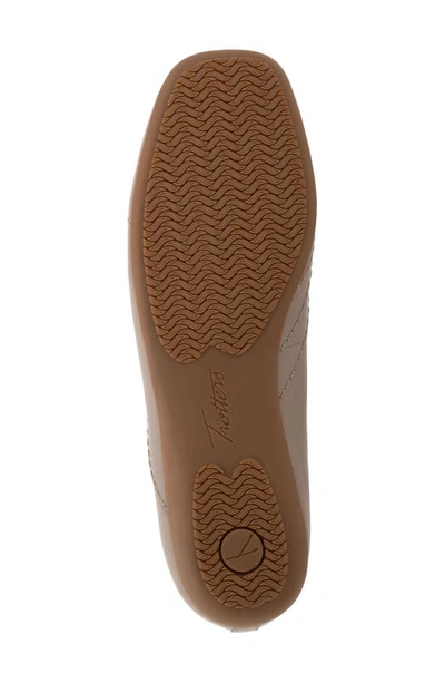 Trotters Sasha Square Toe Flat In Stone
