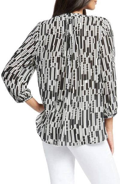 Shop Nydj High-low Crepe Blouse In Giselle Geo