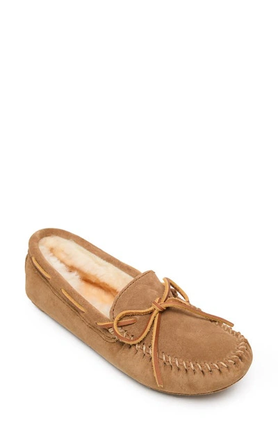 Shop Minnetonka Genuine Shearling Softsole Slipper In Tan