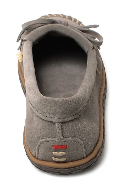 Minnetonka Kilty Tread Slipper In Grey