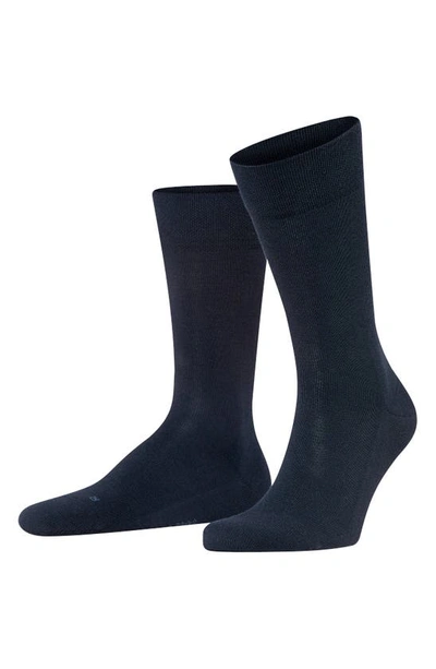 Shop Falke Sensitive London Cotton Blend Socks In Dark Navy