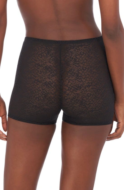 Shop Natori Pretty Smooth Shortlette In Black