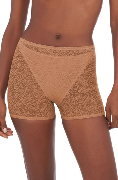 Natori Pretty Smooth Shortlette In Buff