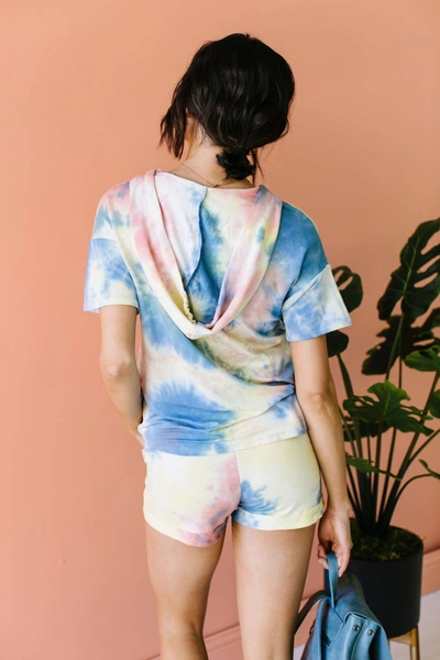 White Birch Tie The Knot Hoodie In Coral In Pink