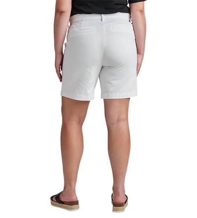 Jag 8 Mid Rise Pull-on Twill Short Plus In White