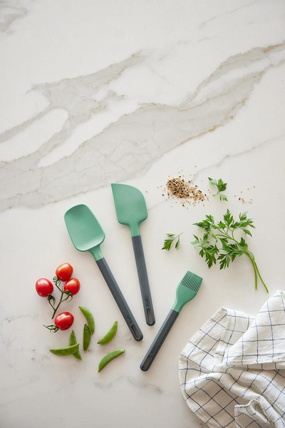 Lekue Essential Cooking Tool Set 5 Kitchen Utensils With Stand, Black In Green