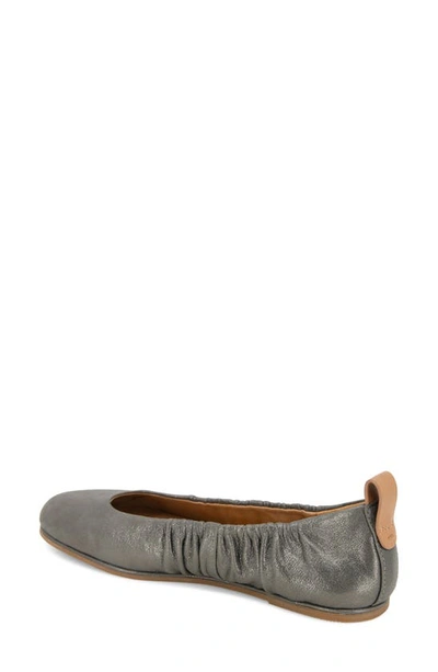 Gentle Souls By Kenneth Cole Mavis Ballet Flat In Pewter Leather