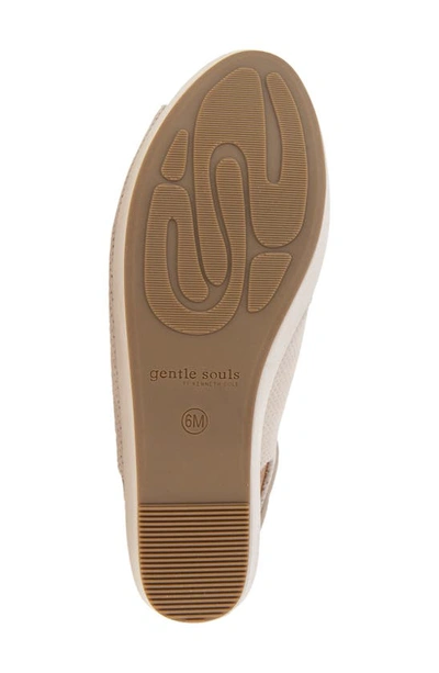 Gentle Souls By Kenneth Cole Nyssina Platform Slingback Sandal In Mushroom Nubuck