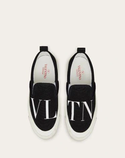 Shop Valentino Sneakers In Nerobianco