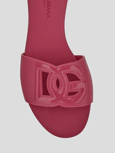 Shop Dolce & Gabbana Rubber Beachwear Sliders In Fuchsia