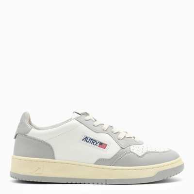 Shop Autry Medalist White/grey Leather Trainer