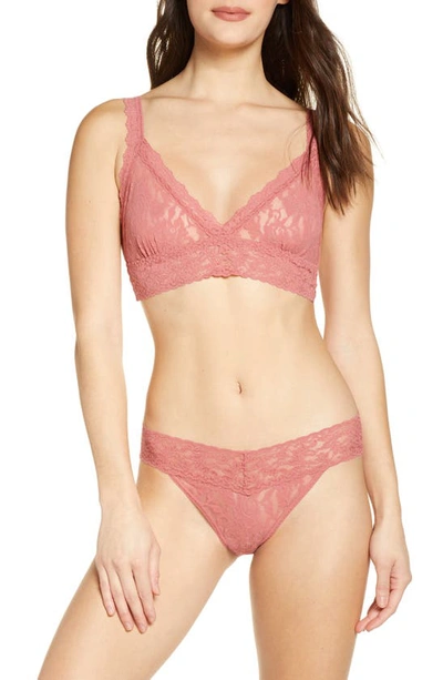Shop Hanky Panky Signature Lace Vikini In Pink Sands